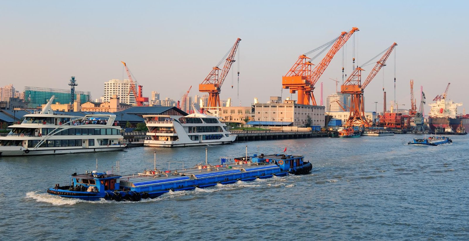 Key Trends Shaping the Middle East Maritime Industry in 2025